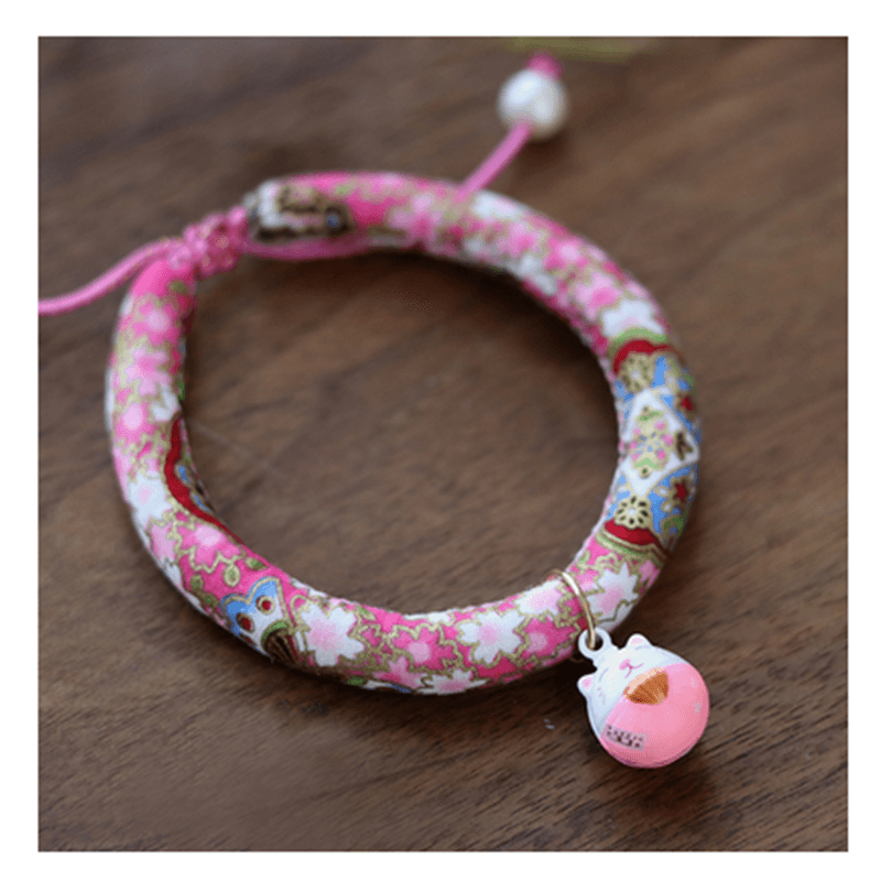 Pearlescent Pet Charm Collar