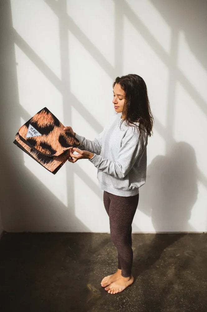 Foldable Leopard Suede Yoga Mat